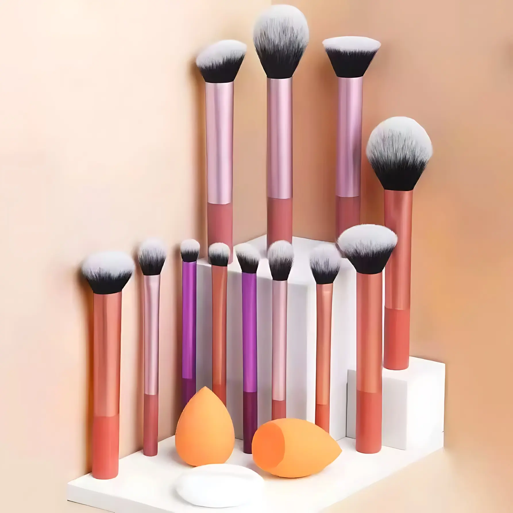 Multifunctional Full Makeup Tool Set (15 Pieces), Cosmetics Makeup Tools, Includes 12 Colorful Long Handle Makeup Brushes, 2 Beauty Sponges, Soft Powder Puff, Makeup Brushes Kits