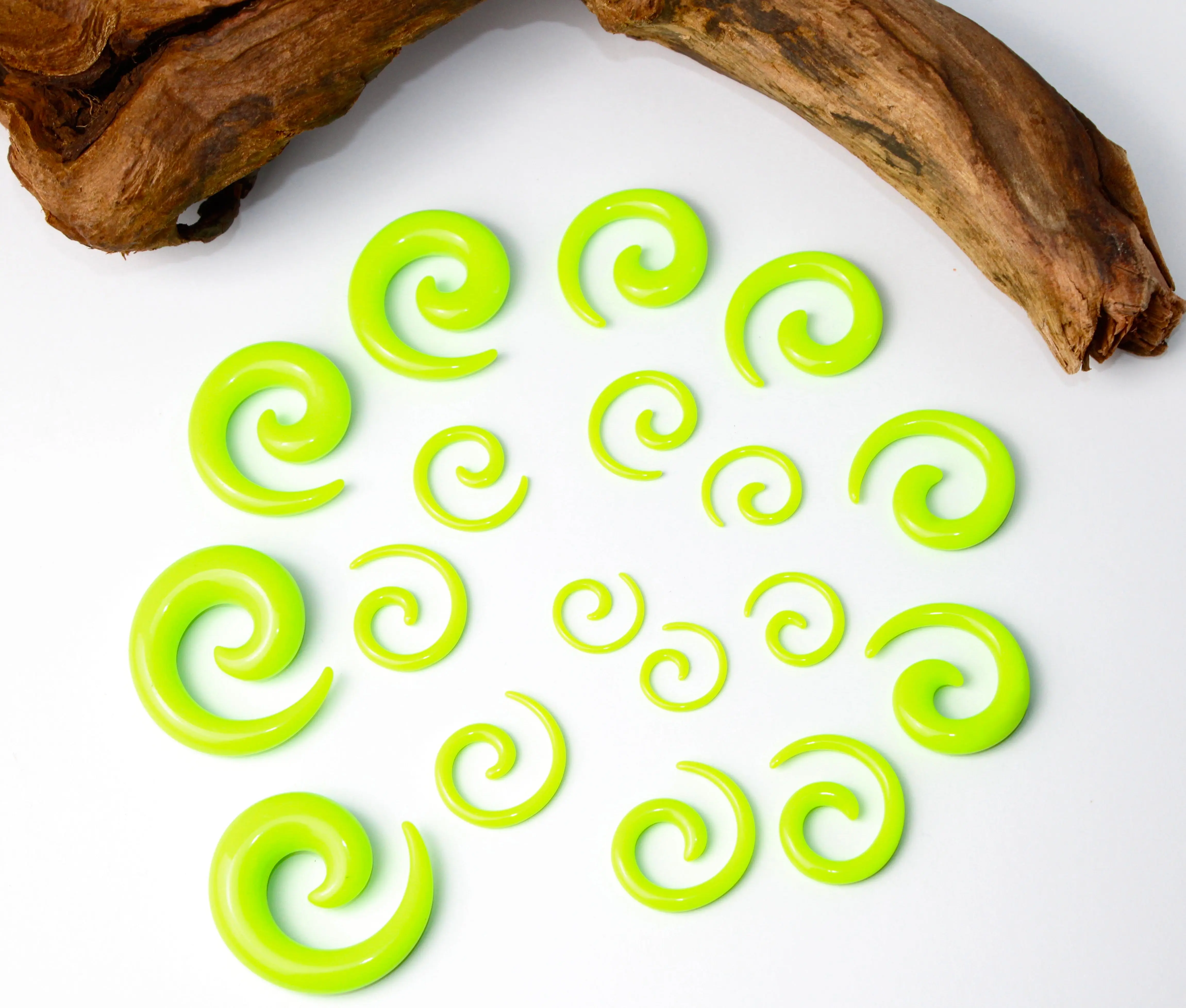 UV-Reactive Glowing Green Acrylic Spiral Tapers - 1-Pair Neon Body Piercing Jewelry for Festivals