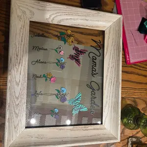 Birth Flower Garden Frames with Personalized Names and Floral Design for Unique Home Decor