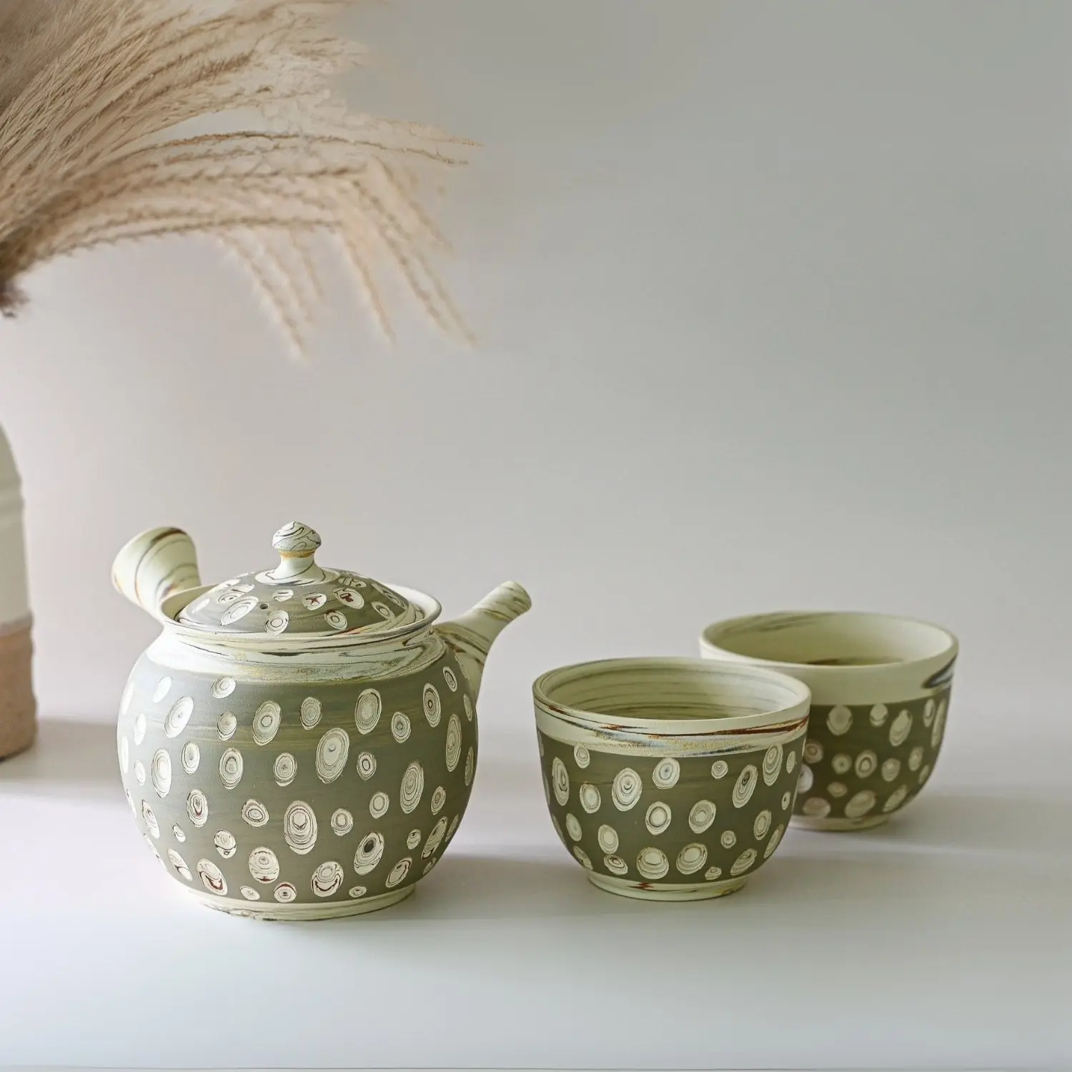 Japanese Kyusu Set - Handmade Tokoname Clay Teapot with Filters 370ml & Two 120ml Cups for Traditional Green Tea Brewing