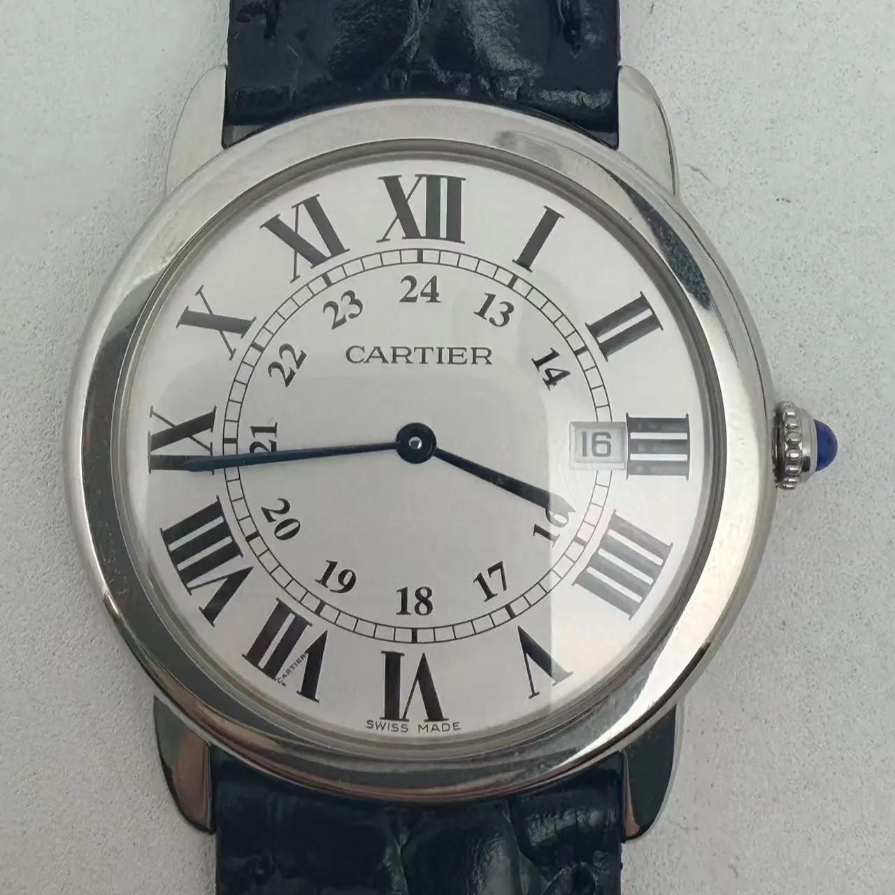 Wa/Ronde Solo de Cartier, Large Model, Steel Case,Silvered Opaline Dial, Black Alligator Strap, Quartz Movemen/2045
