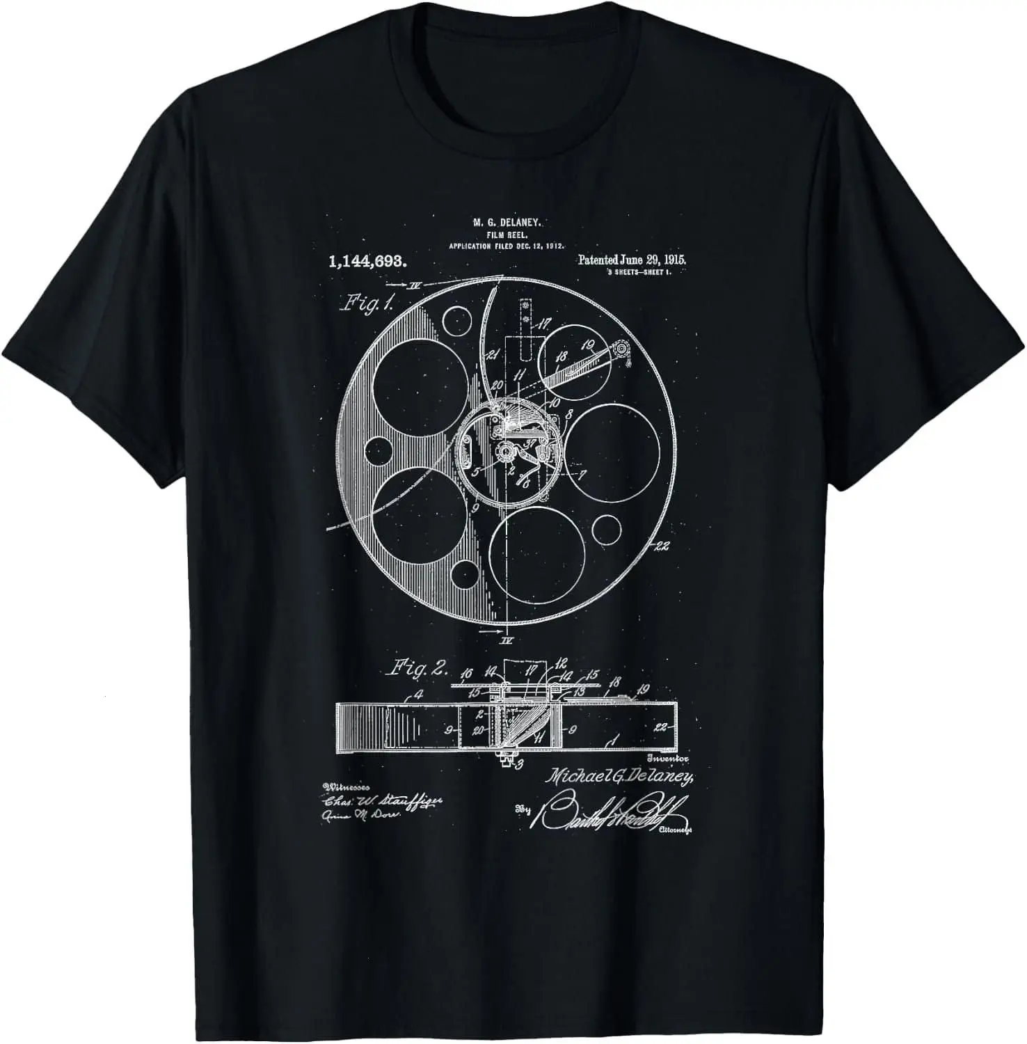 Retro Vintage Camera Filmmaker T-Shirt, Film Reel Patent Graphic Tee, Classic Photography Shirt, Movie Director Gift for Photographers, Cinematographer Unisex Casual Top