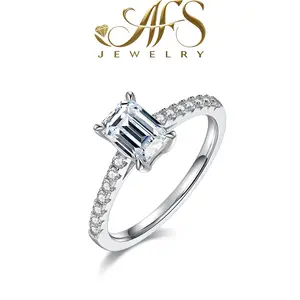 1.0 Carat Emerald-Cut Micro-Pavé Synthetic Moissanite Minimalist Ring in Sterling Silver 925 for Women Social Sparkle D Color Eternity Wedding Promise Anniversary Band Rings