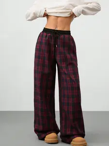 A women's fashionable checkered loose casual pants, with a loose fit that covers the skin and makes you look slimmer. The wide leg design is neat and suitable for commuting to work, shopping, and outdoor activities, both indoors and outdoors