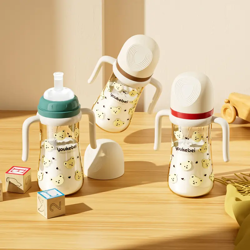 Bear Print Baby Training Cup, Kids PP Anti-Spill and Anti-Colic Baby Bottle, Baby Straw Cup with Temperature Sensitive Scale, Ideal for Toddlers in Transition