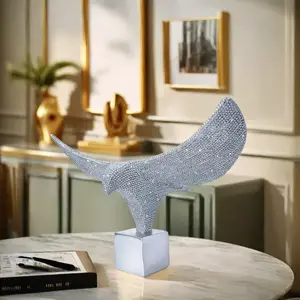 Modern Luxury Silver Color Eagle Resin Sculpture, Statues, Perfect Decor for Living Room, Office, or Entrance, Home Decor Ornament, Ideal Gift for Home Opening & Special Occasions