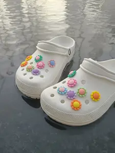 14-Piece Floral Sunflower Shoe Charms Set, Cute Resin Flower Accessories for All Seasons, Perfect Gift for Birthdays Parties Christmas