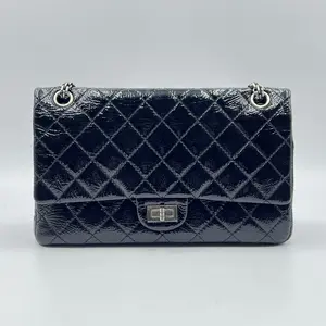 Pre-owned CHANEL Leather Crossbody Bags Black 2.55 Reissue Quilted Classic Patent Leather