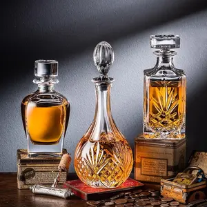 Elegant Crystal Wine Decanter, Premium Frosted Mouth Liquor Bottle for Whiskey & Wine, Stylish Drinkware for Home Bar, Home Bar Accessories