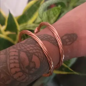 Twisted Pure Copper Bangle Bracelet - Energy Conductor, Healing Support, Spiritual Growth, for Balance and Grounding