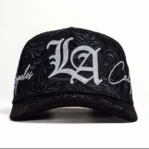 LA CALIFORNIA BLACK AND WHITE SNAPBACK HAT with Embroidered LA Logo