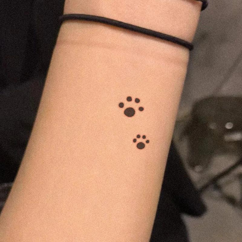 Cute Waterproof Cat Paw Dog Paw Temporary Tattoo Sticker, Lasting Herbal Design for 1 to 2 Weeks, Non-Reflective Fake Tattoos for Men & Women, Ideal for Fingers & Neck