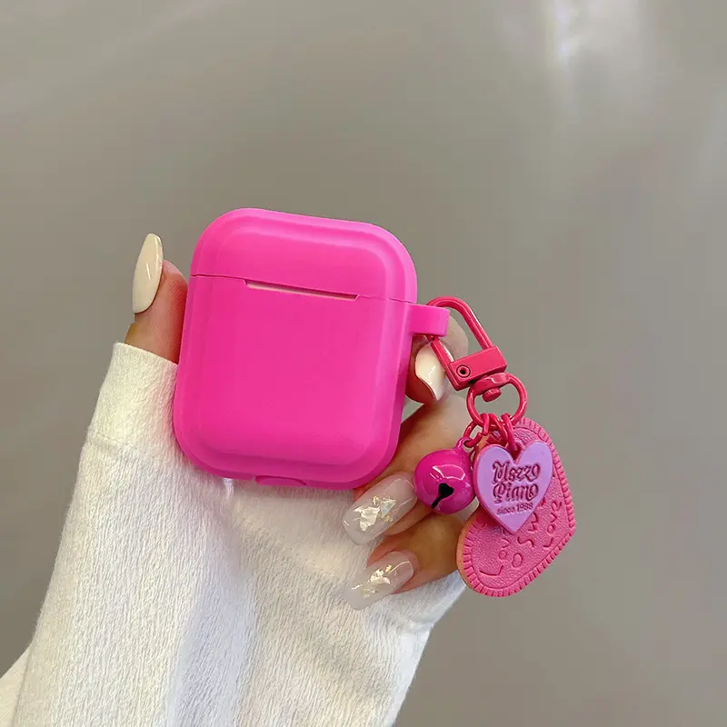 Eco-Friendly Recyclable Soft Silicone In-Ear Wireless Headphone Case - Highly Elastic, Lightweight, Washable Electronic Protection Accessory for Pro 3 Models with Cute Heart Keychain