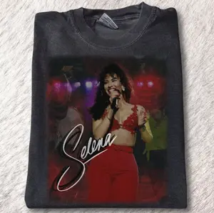 Selena Quintanilla Perez Portrait Vintage 90's Graphic Unisex Shirt, Music Band T-Shirts, 90s Retro Shirt, Selena Quintanilla Sweatshirt, Vintage Graphic Tee, Unisex Shirt Womenswear Menswear Top Streetwear Oufits, Gift For Men