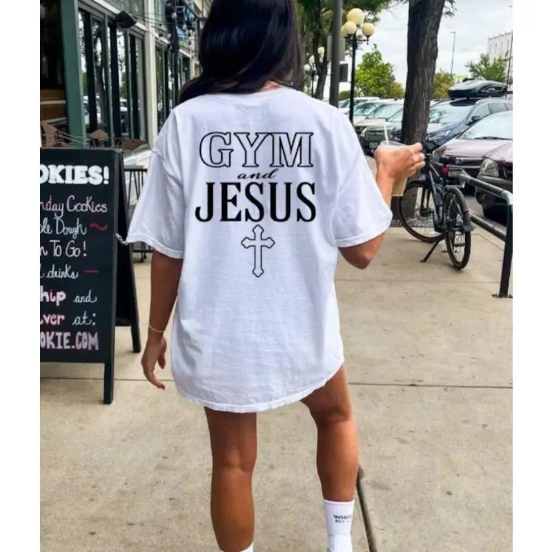 【100% cotton】 Christian Gym Graphic Tee | Jesus and Gym Pump Cover T-Shirt | Faith Fitness Workout Top | Bodybuilding Weightlifting Gift | God Is Good Religious Apparel | Unisex Soft Cotton Casual Shirt | Spiritual Strength Training Wear