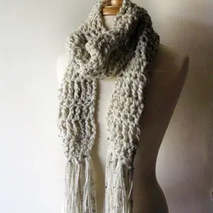 Oatmeal chunky handmade scarf