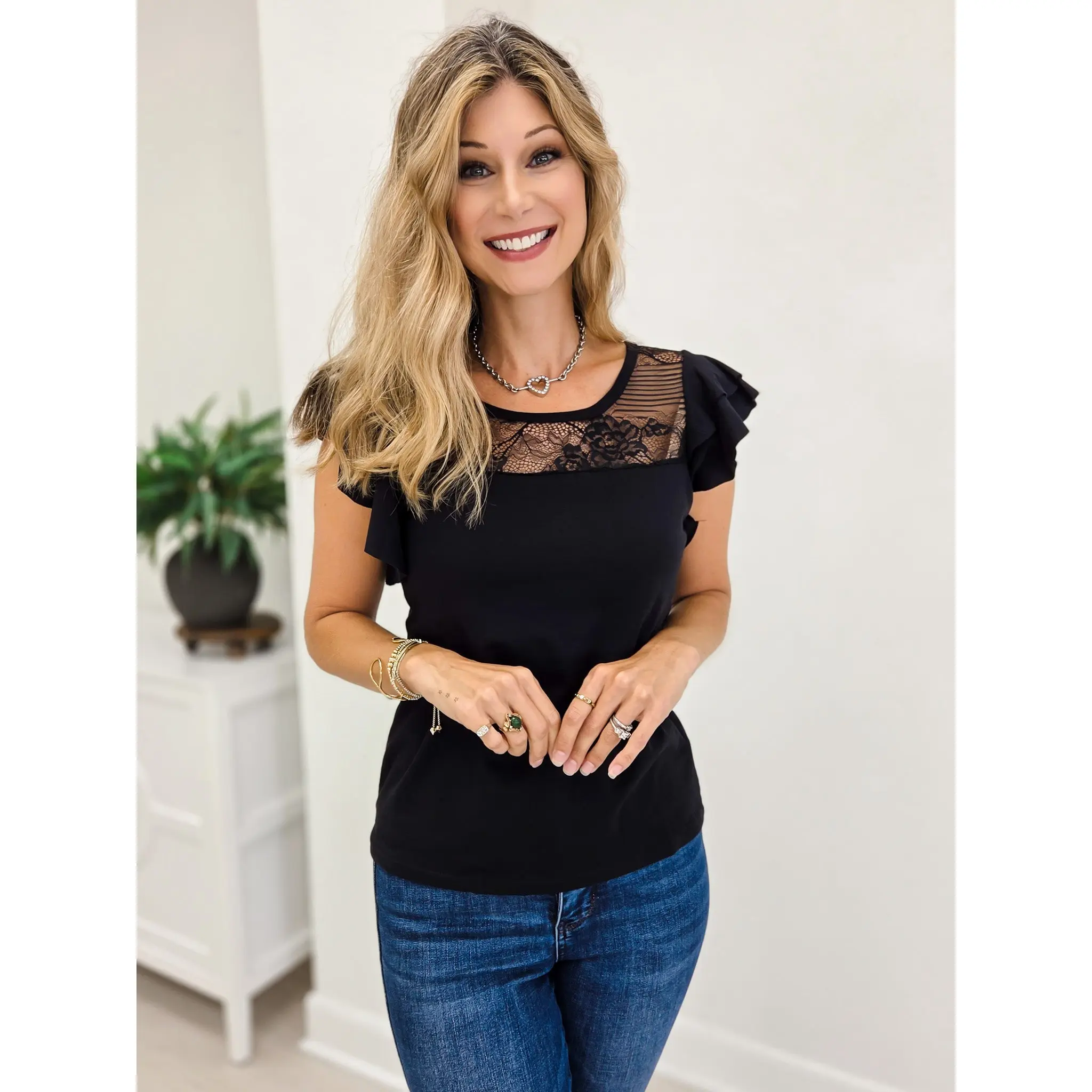 Lace Contrast Ruffle Sleeve Knit Top