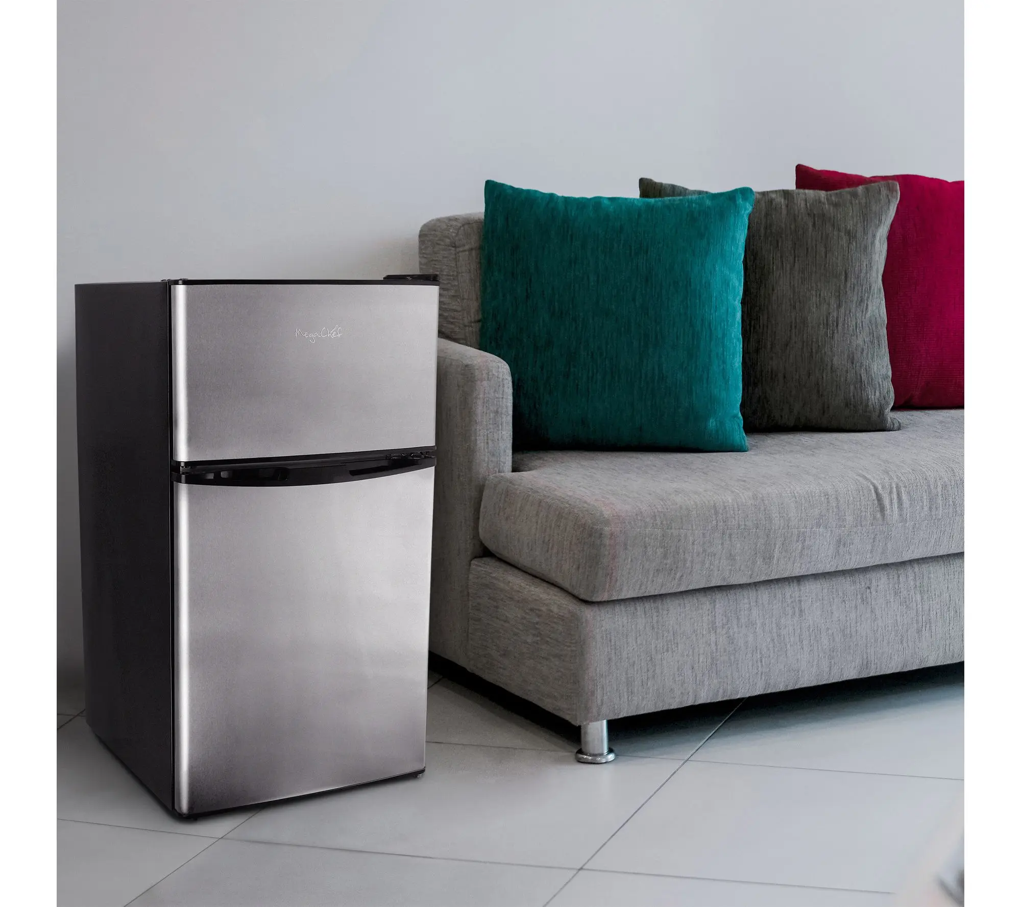 MegaChef 3.2 CuFt 2 Door Refrigerator/Freezer Stainless Steel