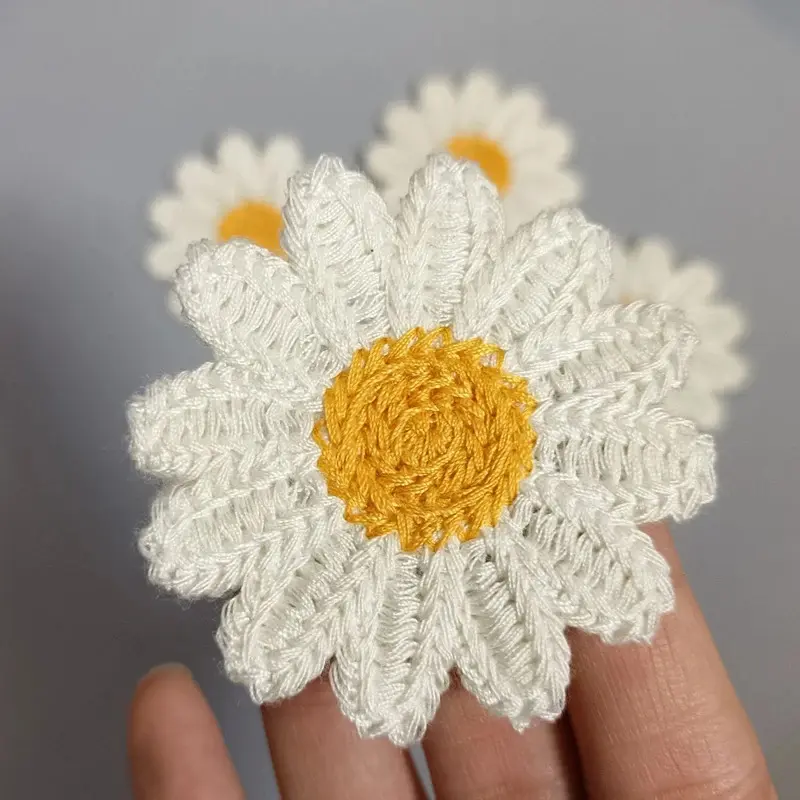 10 Pcs Floral Daisy Polyester Embroidered Patches, Sew-on Badge Accessories for Women's and Children's Clothing, Denim Crafts and Wedding DIY, Engagement, Anniversary, Diy Clothing, Daisy Flowers, Sew-On Patch, White Daisy Flower