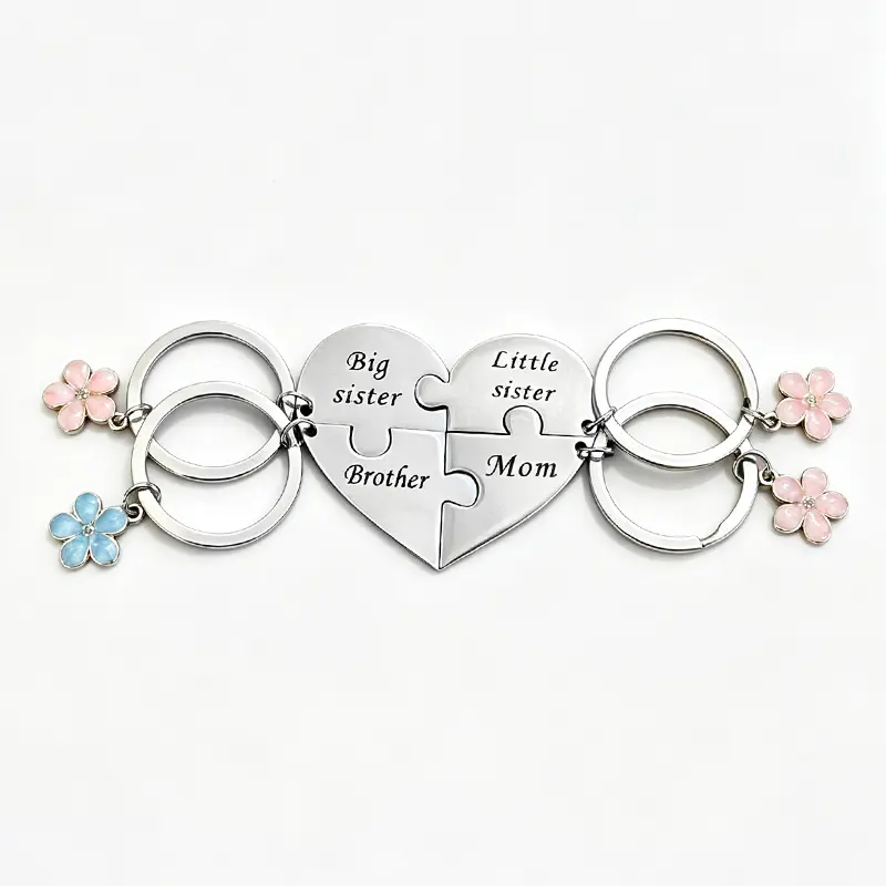 Cute Mix and Match Family Theme Puzzle Keychains - 4-Piece Mom & Kids Charms Set for Siblings, Ideal Birthday Gifts & Mother's Day Presents for Moms (Fashion Accessory), Cute Keychains