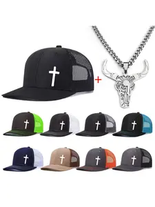 Unisex Baseball Cap & Bull Head Necklace Set, Casual Fitted Design, All-Season Wear, Random Print Pattern, Ideal for Men & Women, Graphic Trucker Hat