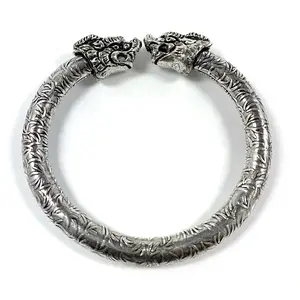Antique Norse Bracelet With Lion Heads & Leaf Pattern