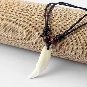 Men's Necklace Woman's Imitate Bone Pendant Tibetan Amulet Fangs Real Natural Vintage Tibet Wolf Tooth Charm White Brown Ecru