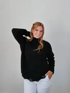 100% Cashmere Black Sweater