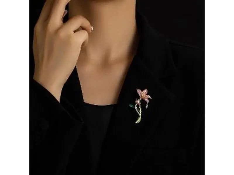 Lotus Flower Brooch,Luxury Flower Brooch Pin Brooch Lapel Pin Brooches Boutonniere Pins,Costume Jewelry For Women Ladies