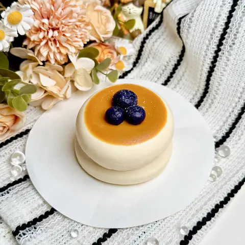 【Buy 3 Get 1 Free 2025 New Model】Blueberry Original Flavor Soufflé Slow-Rise Squishies Toys, Food-Safe Silicone Stress Relief Item, Soft Touch, Thick Creamy Texture, Handmade Non-Toxic Sensory Friendly Unisex Tactile Play Item in Transparent Bag