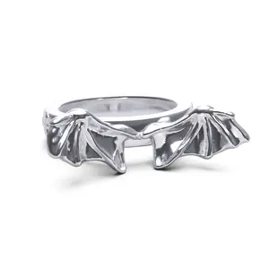 Deathwing Ring - Elegant Gargoyle Design with Graceful Wings for Everyday Use