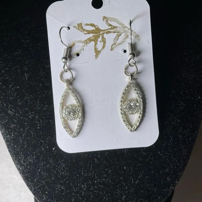 Eye-Shaped Dainty Jewel Dangle Earrings