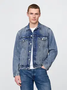 Gap Men's Classic Icon Denim Jacket  - Gender Neutral