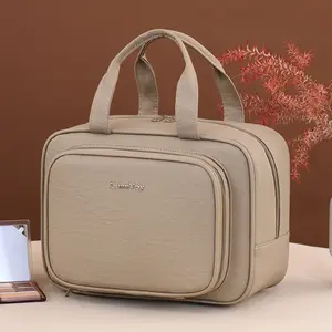 Portable Travel Makeup Bag with Brush Holder, Large Capacity Waterproof Cosmetic Case, Ideal for Toiletries & Beauty Tools