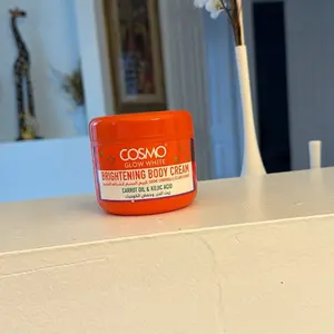 Carrot Lotion, 300 ml Hydrating Body Lotion for Daily Skin Moisturizing
