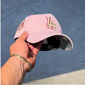 New Era LA Dodgers Pink 9FORTY Baseball Cap, Raised Embroidered Logo, Pink Underbrim Detail, Anniversary Side Patch, Adjustable Snapback Closure, Streetwear Hat, Gorra De Béisbol Para Hombres