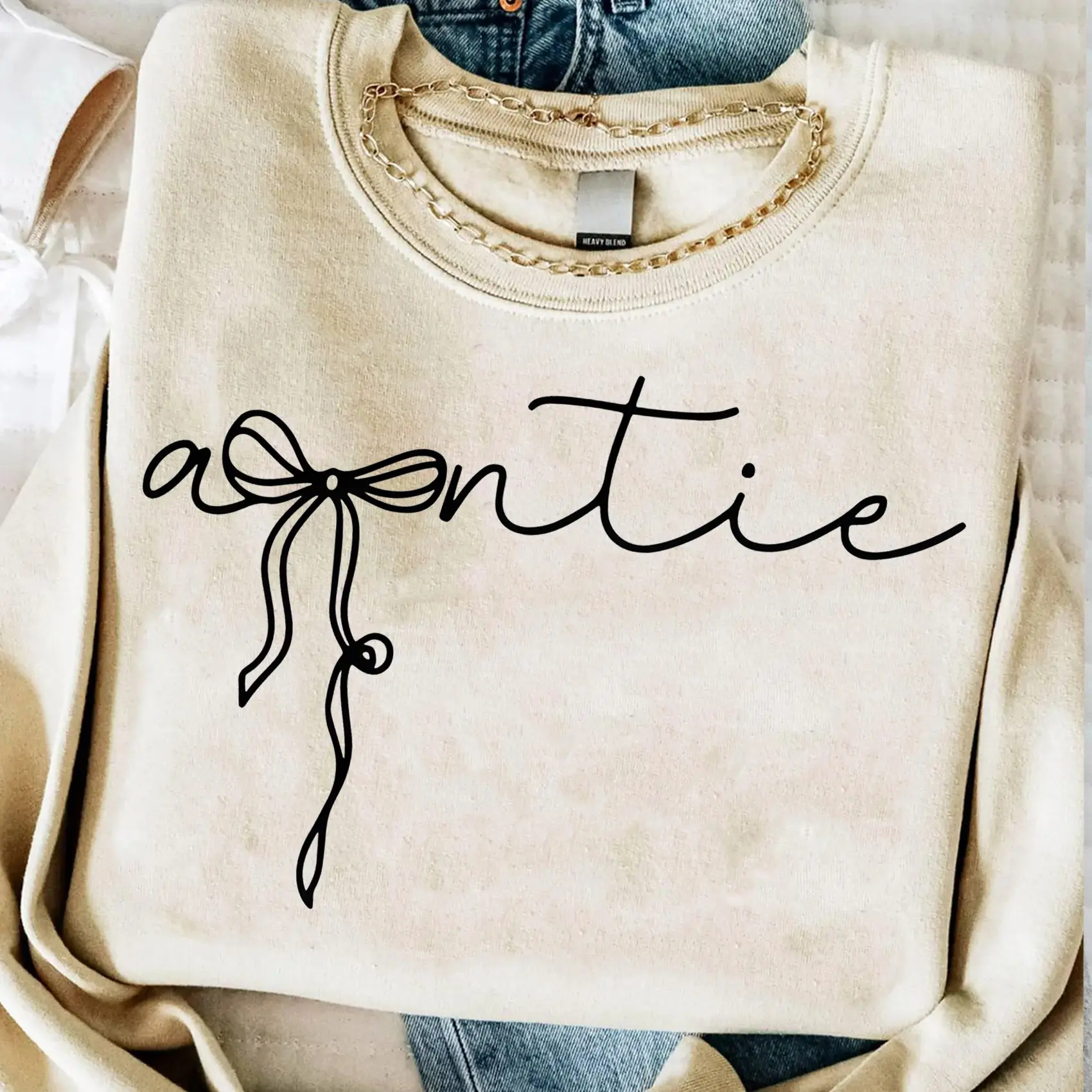 Auntie Sweater, Aunt Sweatshirt, Family Crewneck, Coquette Lover Sweatshirt, Gift For Her