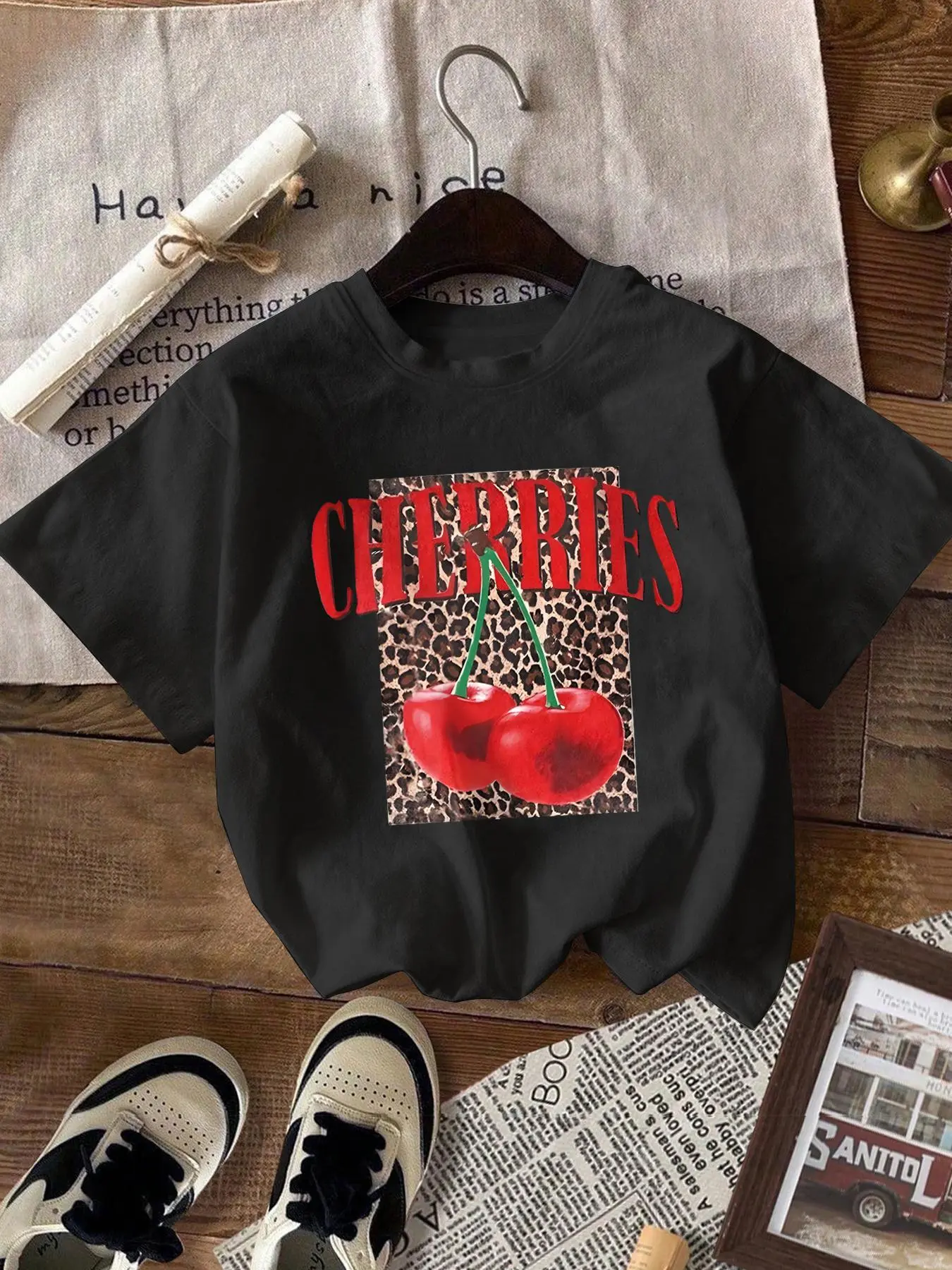 Women's Cherries & Leopard Print Round Neck Tee, Casual Baggy Short Sleeve Crew Neck T-shirt, Casual Chic Top for Daily Wear, Ladies Clothes for Summer, Womenswear