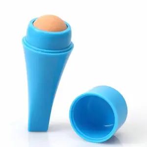 Mini Reusable volcanic Stone Oil Absorbing Roller: t-zone Face Blotting Tool, Natural Material for Efficient Oil Control, Ergonomic Non-Slip grip, Portable Travel Beauty Skin Care Assistant, Washable Antibacterial Rounded Edges Safe Roller System