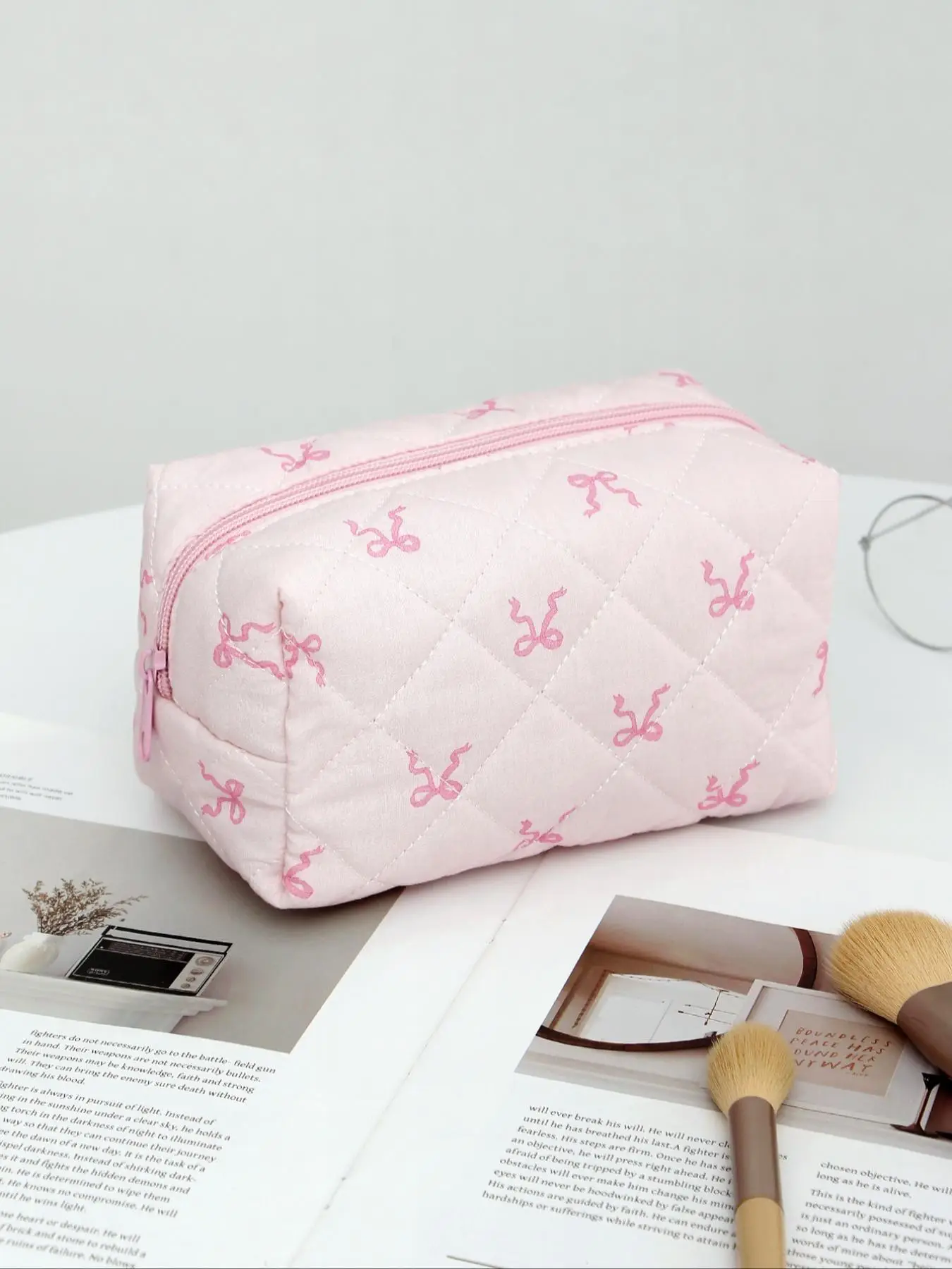 Cute Bowknot Pattern Makeup Bag, Large Capacity Cosmetic Storage Bag, Zipper Makeup Organizer Pouch, Versatile Storage Bag for Travel & Daily Use