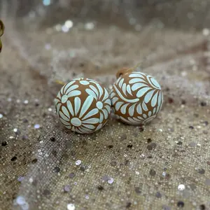 Set of 2 Barro Ornaments