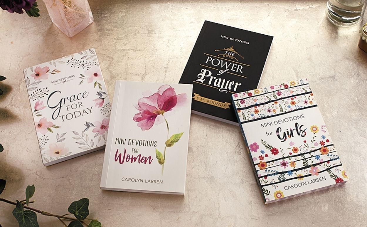 Mini Devotions Grace For Today - 180 Short and Encouraging Devotions on Grace, Pocket Size Paperback – November 14, 2019