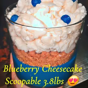 Lemon blueberry crumble cheesecake