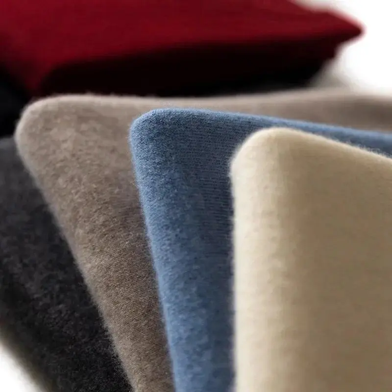 Soft cashmere sweater for men's autumn and winter pullover, business casual V-neck knitted wool slim fit knitted men's style Soft cashmere sweater for men's autumn and winter pullover, business casual V-neck knitted wool slim fit knitted men's style