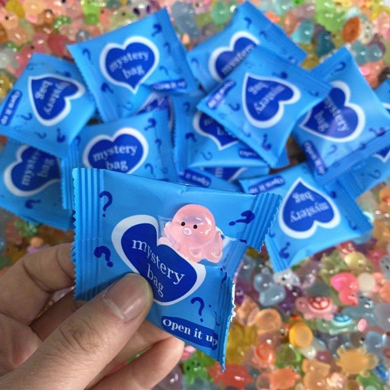 20pcs/setMini Luminous Animal Resin Model,  Glow in The Dark Miniature Resin Model, DIY Craft for Home Decor, Birthday Party Gift, Ornaments