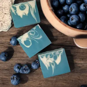 Blueberry Soap Bar 150G Nourishing Body Care with Fragrant Blueberry Scent Soft Skin Loving Oils and Butters for Luxurious Bathing Experience