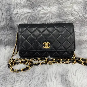 Pre-owned CHANEL lambskin Shoulder Bags Pearl Crush Wallet on Chain XiaoTang0062