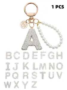 26 Letter Pearl Wristband Keychain, Cute Backpack Car Key Accessories, Unisex Gift for All Seasons, Unique Design for Daily Use, Wristlet Strap Key