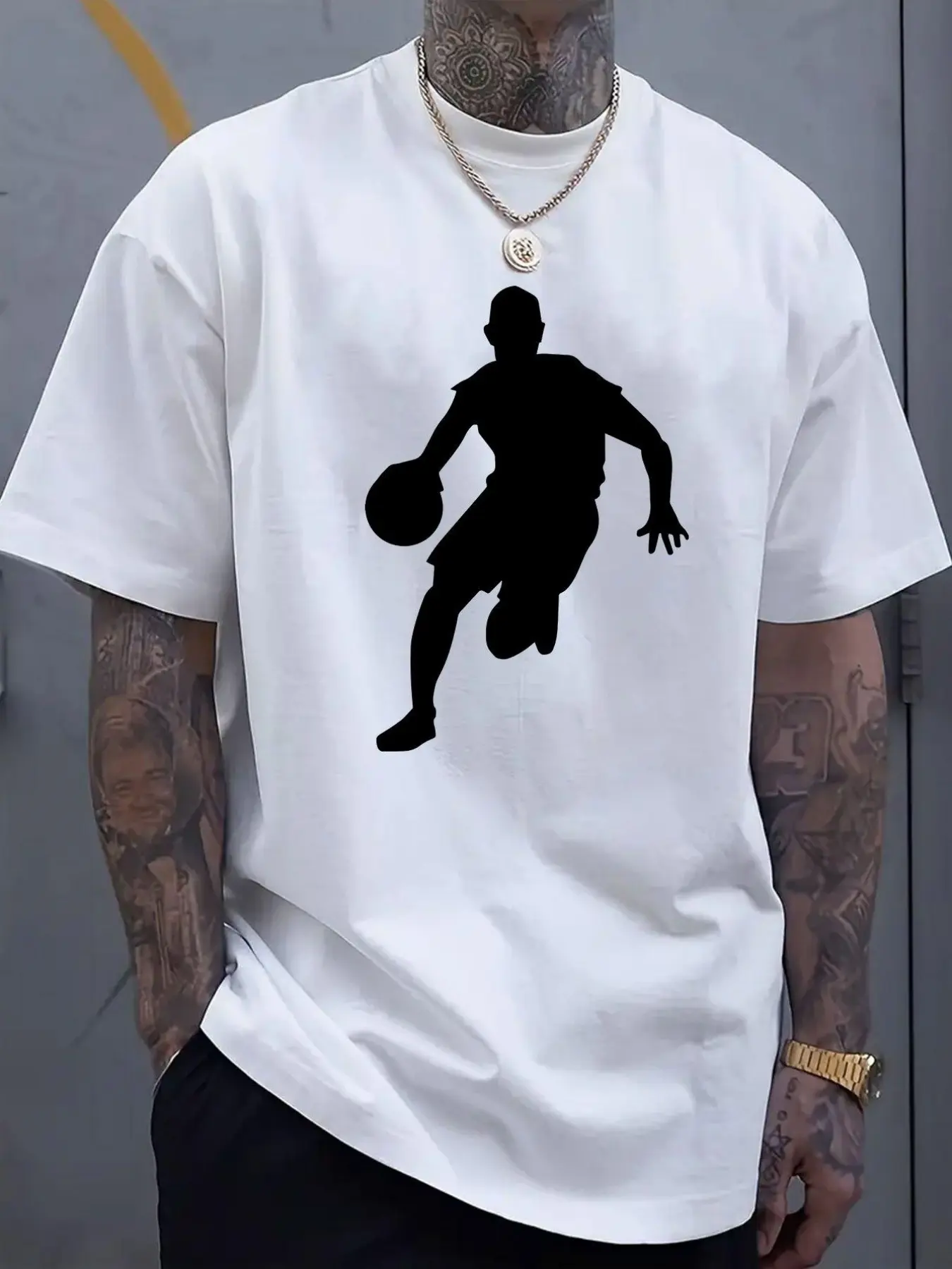 Men'S Short-Sleeve Round Neck T-Shirt Featuring a Basketball Pattern, Designed for Comfort And Breathability, Perfect for Casual Wear During Spring And Summer Vacations