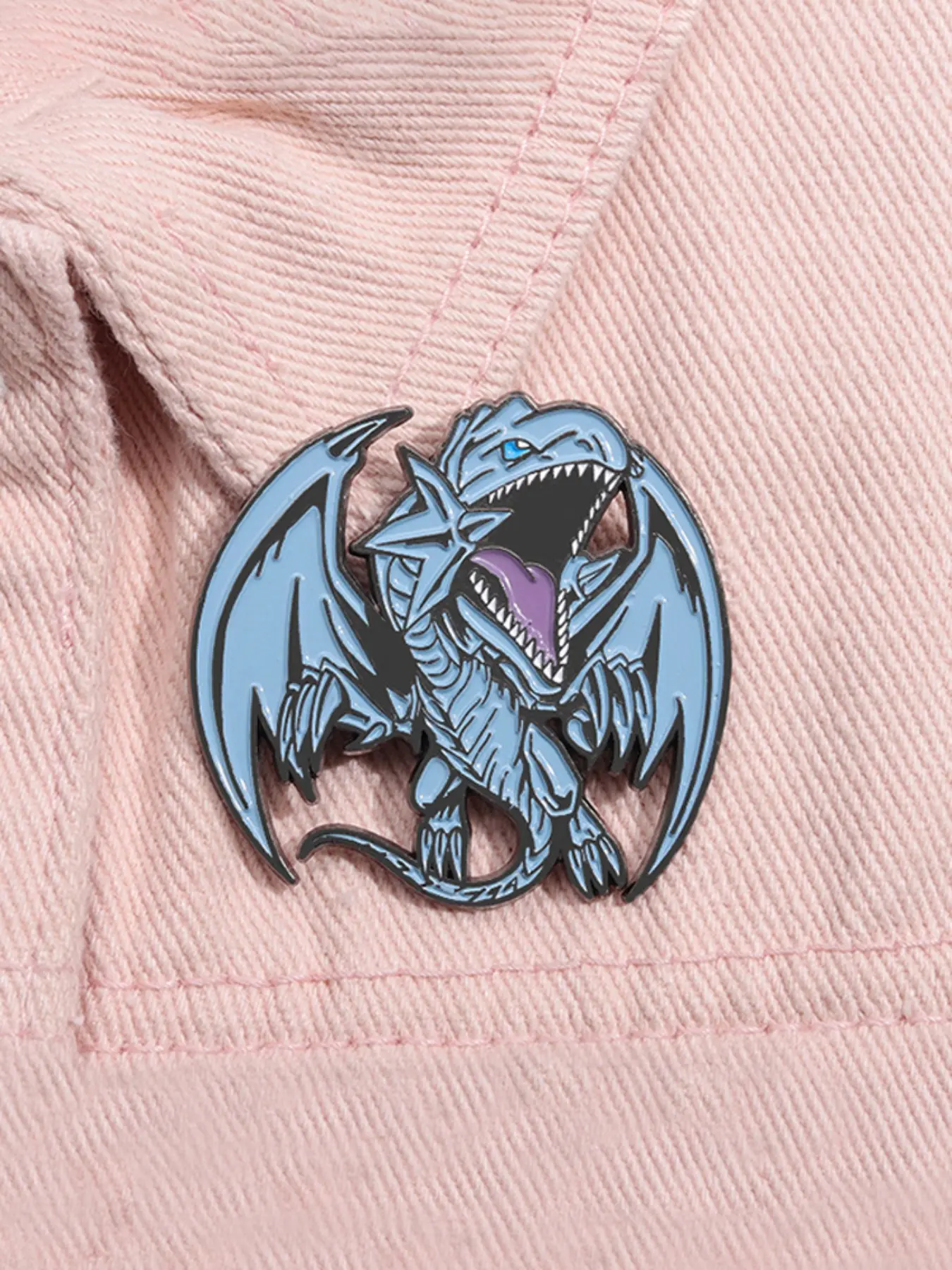 Yu-Gi-Oh Blue-Eyes White Drago Enamel Pin Cartoon Anime Game Periphery Metal Brooch Lapel Backpack Badge Fashion Jewelry Accessories Gift for Friends Jewellery, Durable Metal Pins, Fashion Accessory Men Accessories, Alloy Brooch Pin